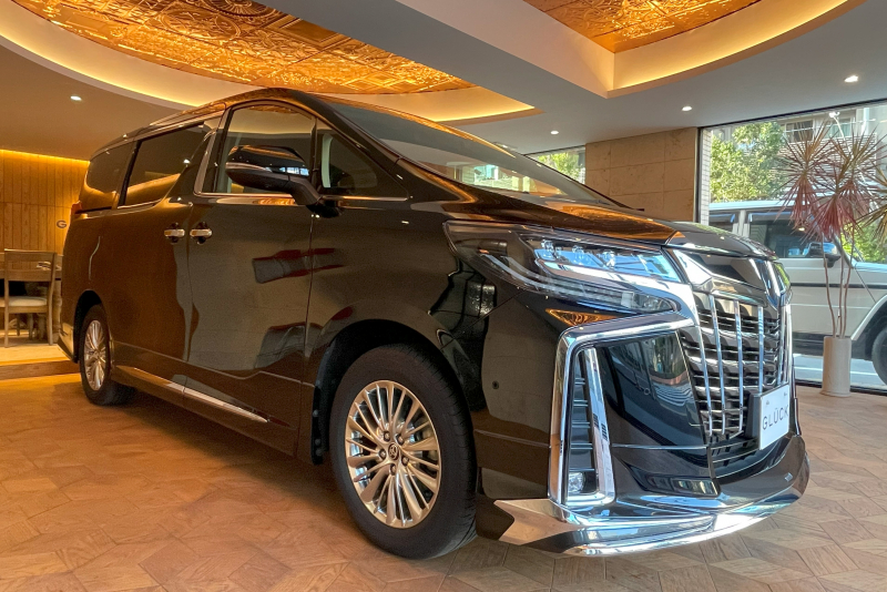 トヨタ アルファード ハイブリッド 中古車