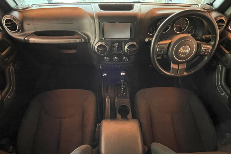 ジープ ラングラー 中古車