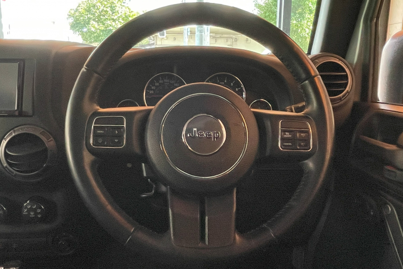 ジープ ラングラー 中古車