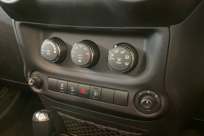 ジープ ラングラー 中古車