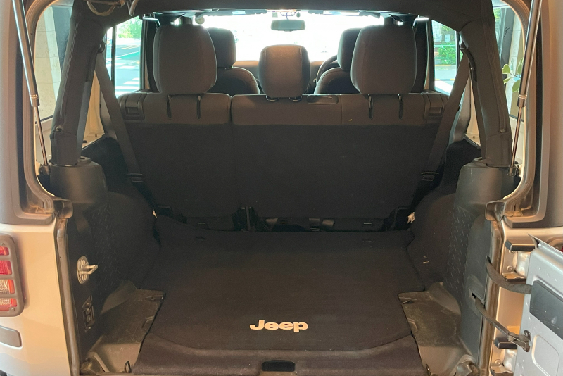 ジープ ラングラー 中古車