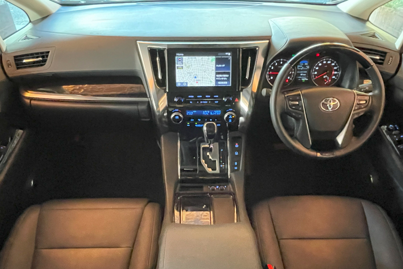 トヨタ アルファード 中古車