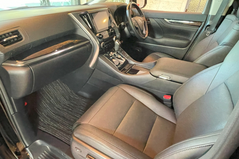 トヨタ アルファード 中古車