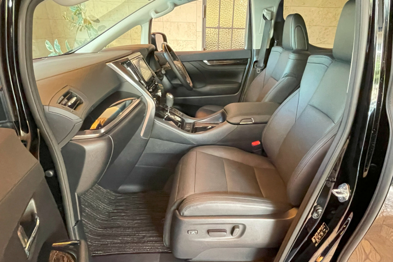 トヨタ アルファード 中古車