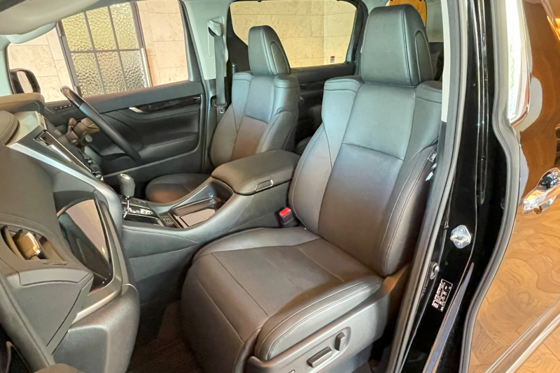 トヨタ アルファード 中古車