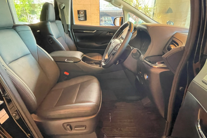 トヨタ アルファード 中古車