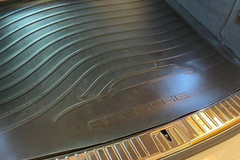 ポルシェ カイエン 中古車