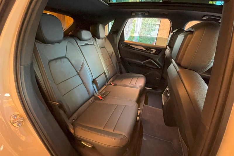 ポルシェ カイエン 中古車