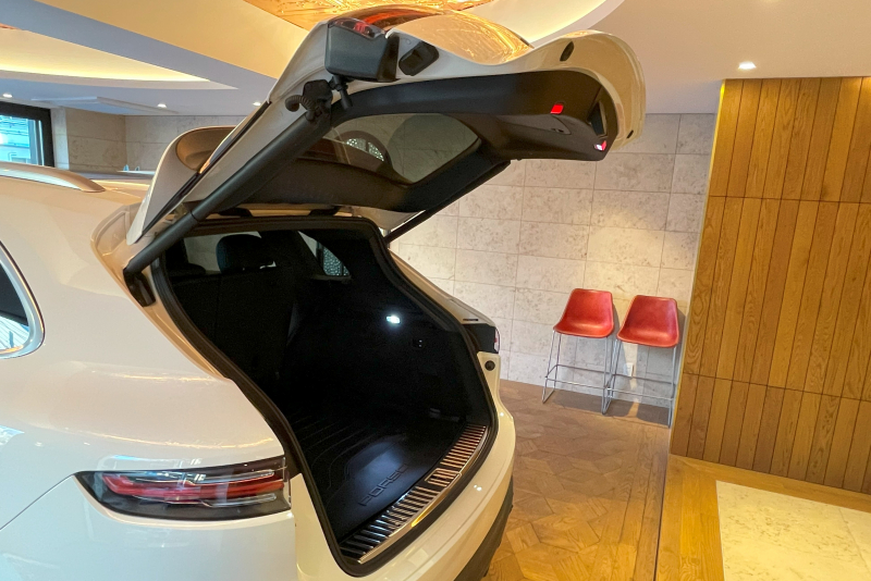 ポルシェ カイエン 中古車