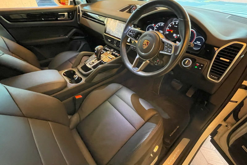 ポルシェ カイエン 中古車