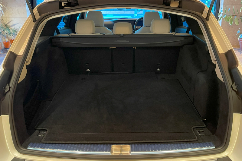 メルセデスベンツ Eクラス 中古車