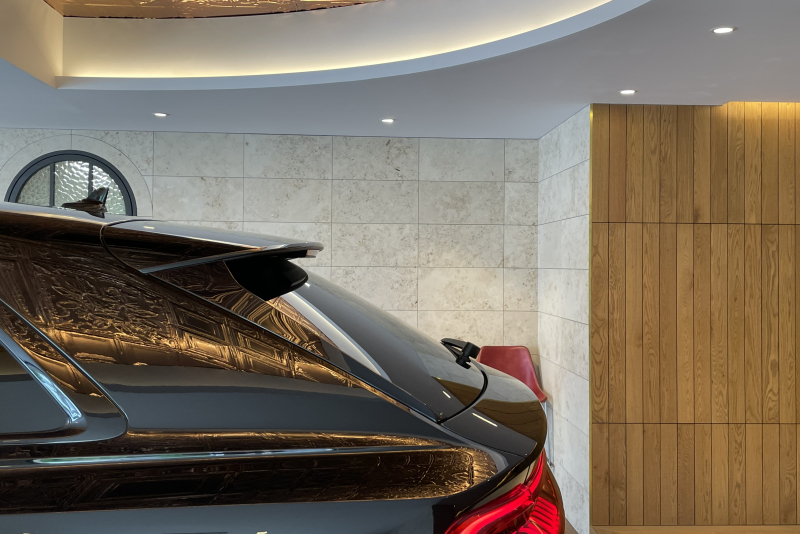 アウディ Q8 中古車