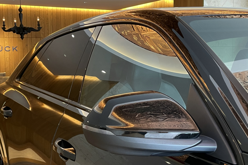 アウディ Q8 中古車