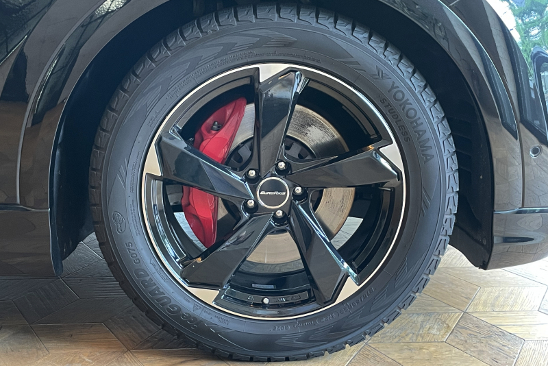 アウディ Q8 中古車