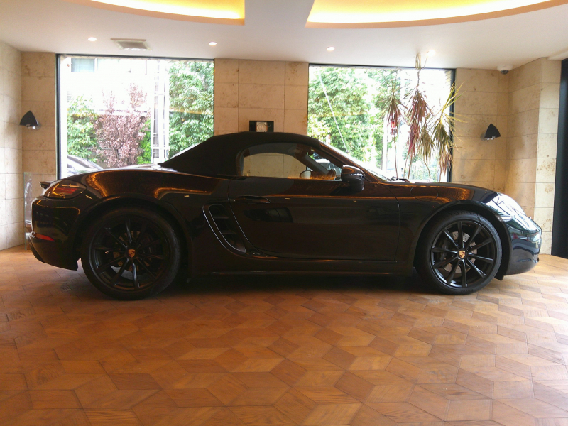 ポルシェ 718 ボクスター 中古車
