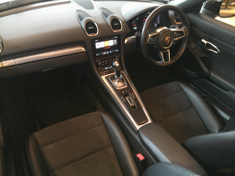 ポルシェ 718 ボクスター 中古車