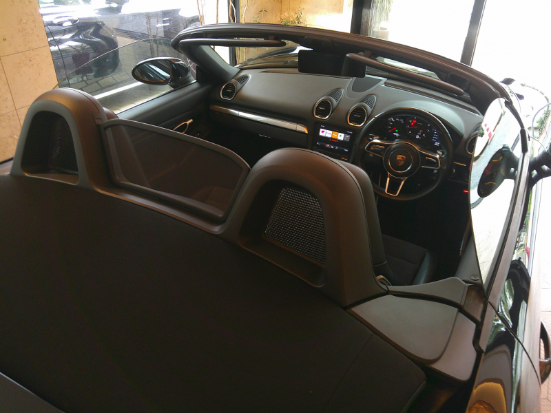 ポルシェ 718 ボクスター 中古車