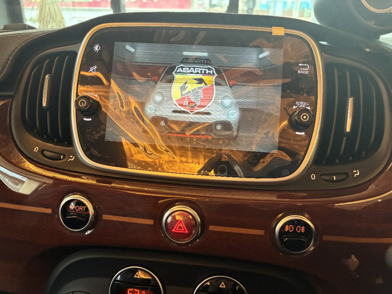 アバルト 1000 中古車