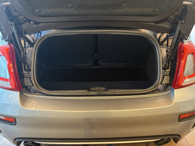 アバルト 1000 中古車