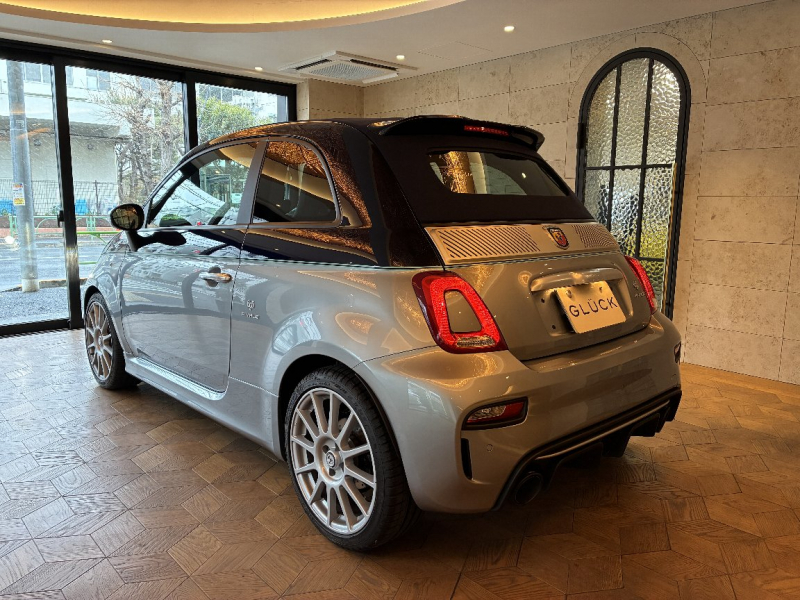 アバルト 1000 中古車