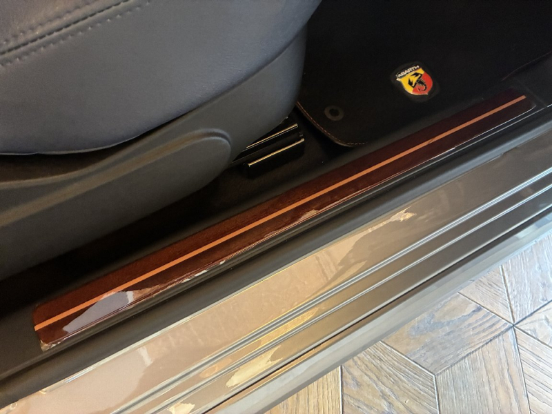 アバルト 1000 中古車