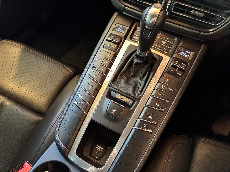 ポルシェ マカン 中古車