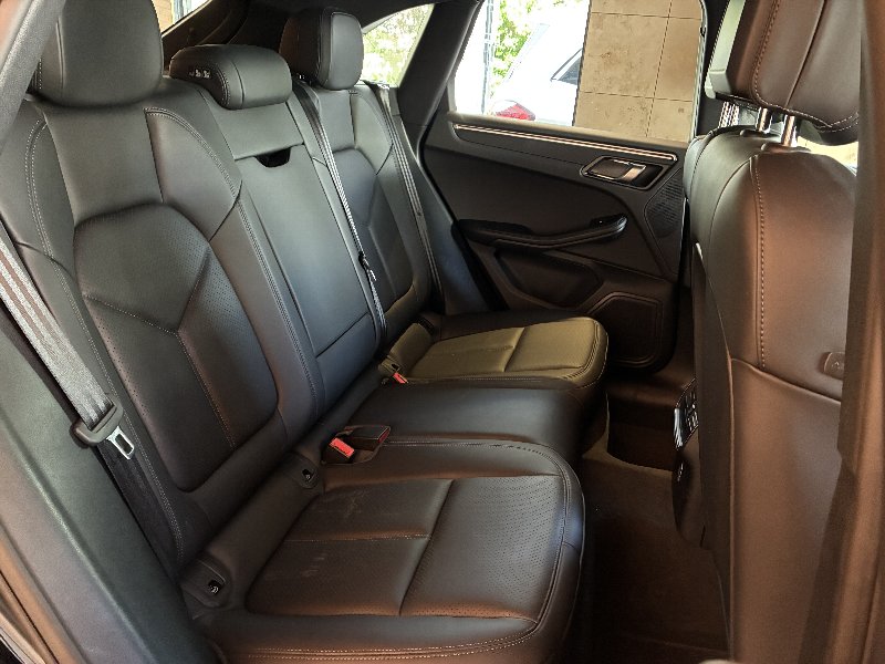 ポルシェ マカン 中古車