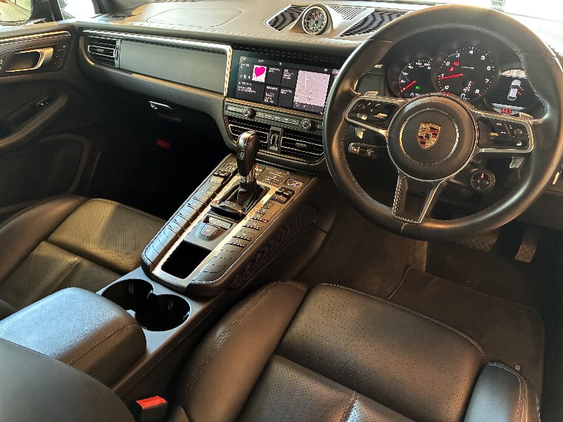 ポルシェ マカン 中古車