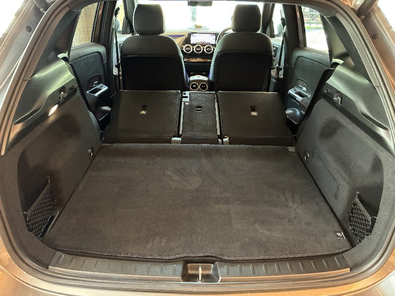 メルセデスベンツ GLA 中古車