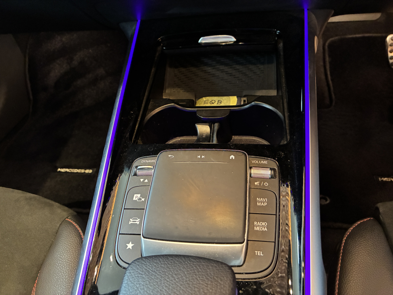 メルセデスベンツ EQB 中古車