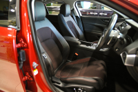 ジャガー XE 中古車