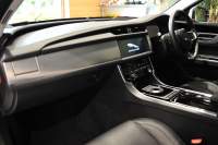 ジャガー XFスポーツブレイク 中古車