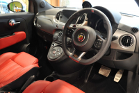 アバルト 595 中古車