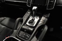 ポルシェ カイエン 中古車