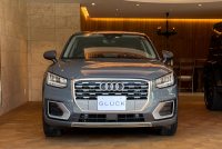 アウディ Q2 中古車