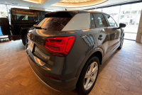 アウディ Q2 中古車