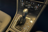 フォルクスワーゲン ゴルフヴァリアント 中古車