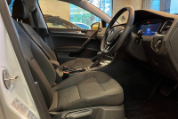 フォルクスワーゲン ゴルフヴァリアント 中古車