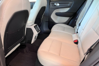 ボルボ XC40 中古車