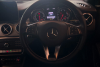 メルセデスベンツ GLA 中古車