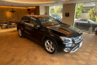 メルセデスベンツ GLA 中古車