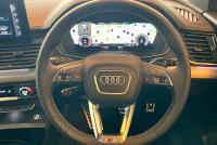 アウディ Q5 中古車