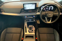 アウディ Q5 中古車