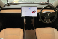 テスラ モデル3 中古車