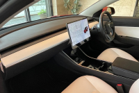 テスラ モデル3 中古車