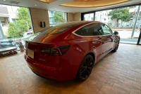 テスラ モデル3 中古車