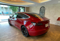 テスラ モデル3 中古車