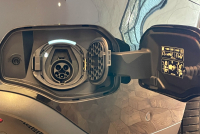 メルセデスベンツ EQC 中古車