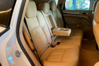 ポルシェ カイエン 中古車