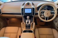 ポルシェ カイエン 中古車